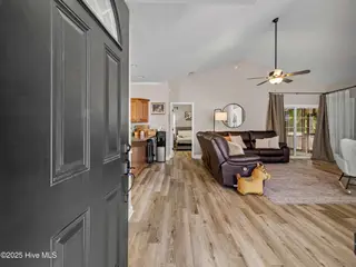 200 Fairmont Lane, Jacksonville, NC 28540 — 3-bedroom home in Williamsburg Plantation, Jacksonville, NC, photo 15 of 64