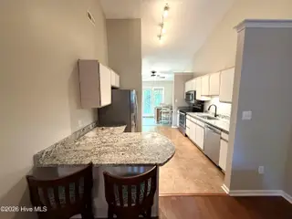 1804 Summerhaven Drive A, Greenville, NC 27858 — 3-bedroom townhome in Summerhaven, Greenville, NC, photo 12 of 44: Kitchen 1