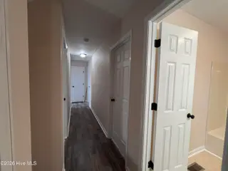 317 Beechwood Drive, Havelock, NC 28532 – photo 19: Hallway