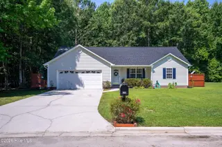 613 Walnut Drive, Jacksonville, NC 28540 – photo 1