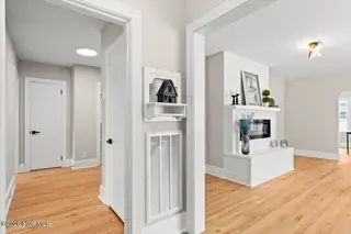335 Pennsylvania Avenue, Rocky Mount, NC 27801 – photo 5: Foyer