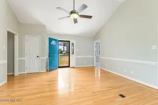 1813 Oberry Center Road, Goldsboro, NC 27530 – photo 7: Livingroom