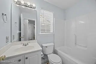 2905 Flintridge Drive, Greenville, NC 27834 – photo 8: 26-web-or-mls-IMG_5144