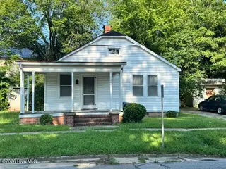 216 E Peyton Avenue, Kinston, NC 28501 – photo 3: IMG_9497