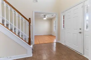 915 Savannah Drive, Jacksonville, NC 28546 – photo 7: 25-web-or-mls-IMG_9565