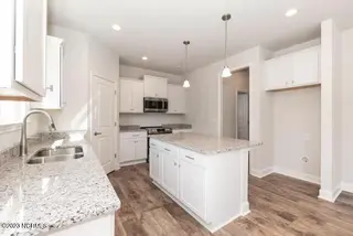 363 Eliza Way, Winterville, NC 28590 – photo 12: white kit (Custom)