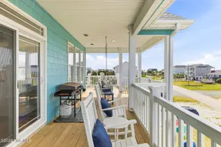 1417 Carolina Boulevard, Topsail Beach, NC 28445 – photo 3: 003_1417_carolina_blvd-3_431