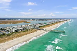 711 S Lumina Avenue 111, Wrightsville Beach, NC 28480 — 1-bedroom condo in Surf Motel Condo, Wrightsville Beach, NC, photo 3 of 16: Surf Suites 111 3
