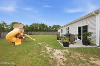 1520 Penncross Drive, Greenville, NC 27834 – photo 6: 8-web-or-mls-BLS_0002 (1)