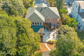 113 Doe Drive, Emerald Isle, NC 28594 – photo 6: 6-web-or-mls-DJI_0296