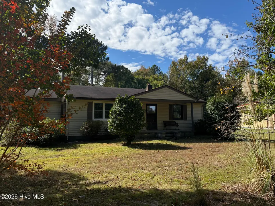 119 Bessie Road, Carthage, NC 28327 – photo 1 of 40: 119 Bessie Rd