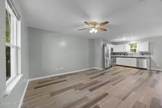 1004 S 8th Street, Wilmington, NC 28401 – photo 4: 31-web-or-mls-IMG_1640