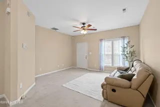 43 Cheltenham Drive, Clayton, NC 27520 – photo 5: 07-43 Cheltenham Dr_0130