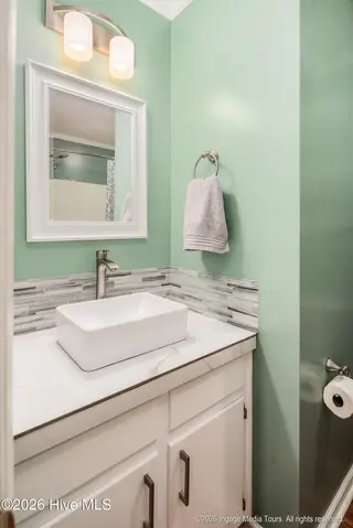 2325 Vineyard Drive C6, Winterville, NC 28590 – photo 23: 20260420 MLS M_Heinz 2325 Vineyard Dr Ap
