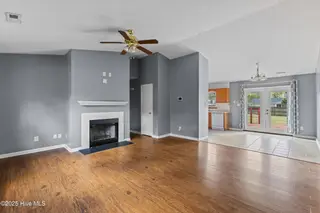100 Jacob Court, Jacksonville, NC 28540 — 3-bedroom home in Pine Forest Acres, Jacksonville, NC, photo 3 of 22