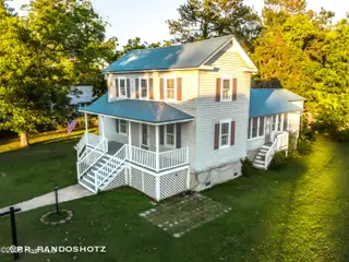 436 Edward Street, Belhaven, NC 27810 – photo 2: front:side