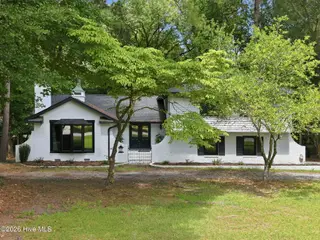 116 Oxford Road, Greenville, NC 27858 – photo 1: Front