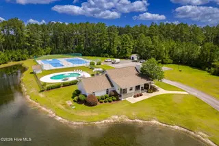 313 Antebellum Drive, Havelock, NC 28532 – photo 15: Clubhouse, pool, tennis courts