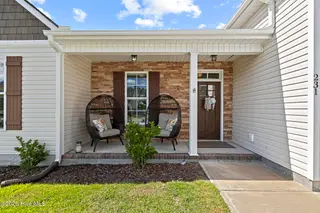 231 Holly Grove Court E, Jacksonville, NC 28540 – photo 4: Front Porch