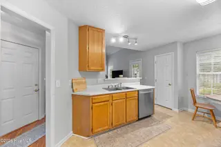 4918 Split Rail Drive, Wilmington, NC 28412 – photo 19: 19_kitchen