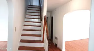 5314 Ward Boulevard, Wilson, NC 27893 – photo 3: Stairs