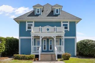3826 Island Drive, North Topsail Beach, NC 28460 – photo 2: Oeanfront!