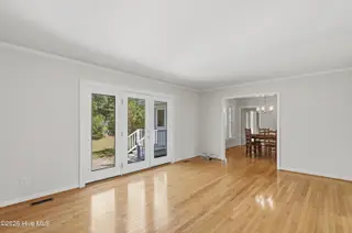 216 Lands End Road, Morehead City, NC 28557 — 3-bedroom home in Spooners Creek, Morehead City, NC, photo 9 of 65: 216 Lands End _ Interior-Exterior (12 of