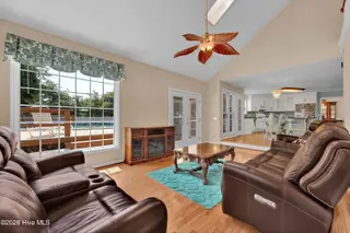 604 Van Dorn Court, Wilmington, NC 28412 — 4-bedroom home in Preston Woods, Wilmington, NC, photo 18 of 40: 018_img_9515_323