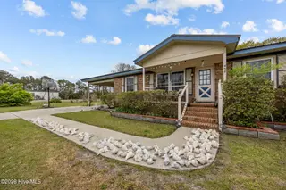 458 Bayview Drive, Harkers Island, NC 28531 – photo 14: 458 Bayview Dr