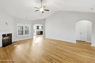 312 Wood House Drive, Jacksonville, NC 28546 – photo 8: Living Room