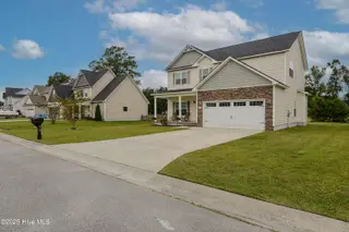 217 Holly Grove Court E, Jacksonville, NC 28540 – photo 3: DSC_3170