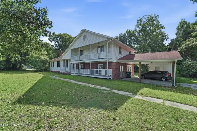 220 Edgewood Drive, Jacksonville, NC 28546