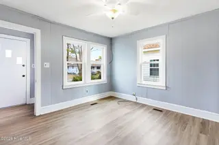 409 Perry Street, Elizabeth City, NC 27909 – photo 14: 14-web-or-mls-perryli-14