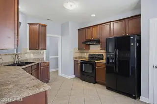 300 Walkens Woods Lane, Jacksonville, NC 28546 — 3-bedroom home in Carolina Forest, Jacksonville, NC, photo 9 of 25: 12-web-or-mls-300 Walkens Woods Ln-12