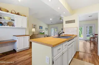 1820 Caracara Drive, New Bern, NC 28560 – photo 11: 1820 Caracara Drive, New Bern, NC 28560