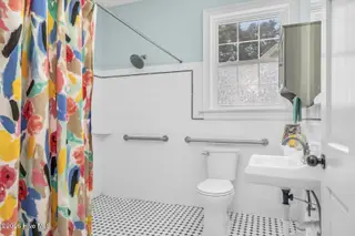 313 S Howard Circle, Tarboro, NC 27886 – photo 18: Full Bathroom Downstairs