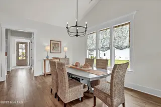 399 Summerhouse Drive, Holly Ridge, NC 28445 – photo 11: Dining area