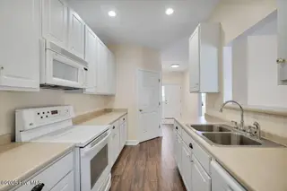 1515 Honeybee Lane, Wilmington, NC 28412 – photo 11: 1515HoneybeeLane-11