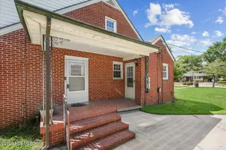 1506 E Holly Street, Goldsboro, NC 27530 – photo 6: 06-1506 E Holly St-6