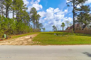 107 Cedarwood Drive, Havelock, NC 28532 – photo 16: Waterfront Lot in Neuse Point East