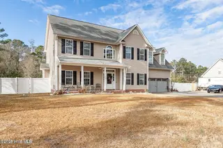 433 Ridge Road, Jacksonville, NC 28540 — 3-bedroom home in Riverwood Estates, Jacksonville, NC, photo 2 of 38