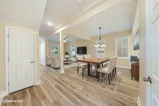 509 S 5th Avenue, Wilmington, NC 28401 – photo 9: View of Great Room