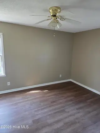 802 Eagle Road, Kinston, NC 28501 – photo 13: 20260314_161039