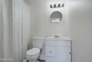 173 Sea Gull Lane, North Topsail Beach, NC 28460 – photo 18: 173 Sea Gull - Interiors - Edited_5