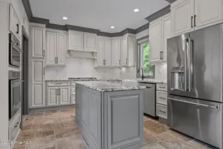 1041 E Rock Spring Road, Greenville, NC 27858 – photo 14: 28-web-or-mls-IMG_0053