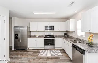 1229 Zoysia Drive, Rocky Mount, NC 27801 – photo 5: Kitchen
