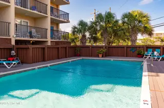 104 S Lumina Avenue Unit 103, Wrightsville Beach, NC 28480 — 1-bedroom condo in Summer Sands Condominiums, Wrightsville Beach, NC, photo 14 of 20