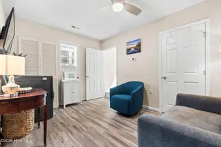 1401 E Oak Island Drive, Oak Island, NC 28465 – photo 24: 7-web-or-mls-cammediallc.com (28 of 54)