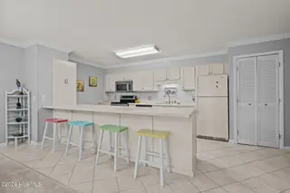 855 Salter Path Road 108, Indian Beach, NC 28512 – photo 10: 8-web-or-mls-1S3A5160