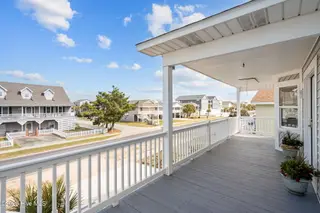 92 E Second Street, Ocean Isle Beach, NC 28469 – photo 8: 62-web-or-mls-DSC02360